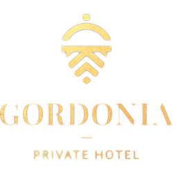 לוגו מלון יוקרה גורדוניה